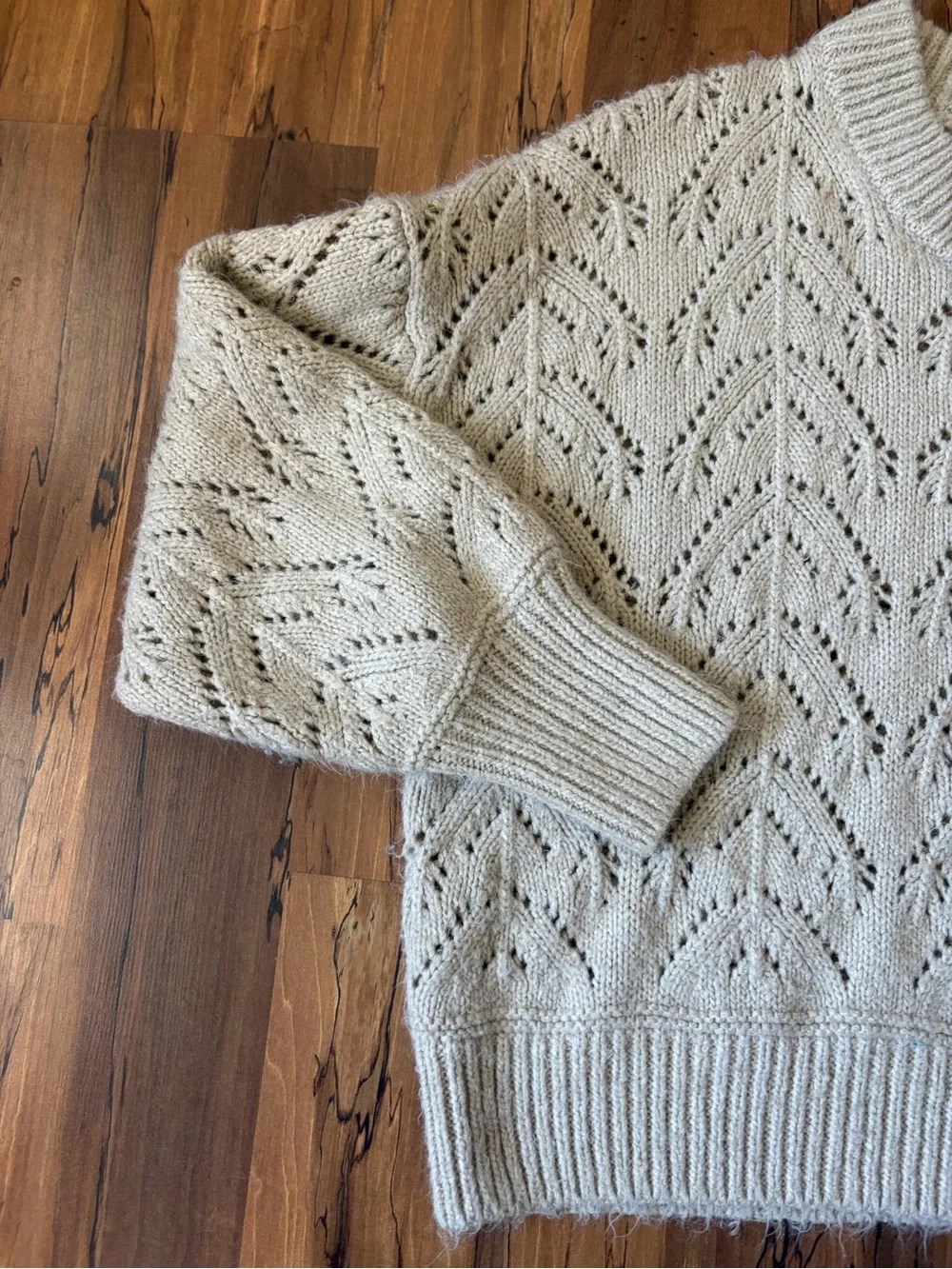 Old Navy Pointelle Knit Cream Long Sleeve Soft Chunky Sweater - Size L
